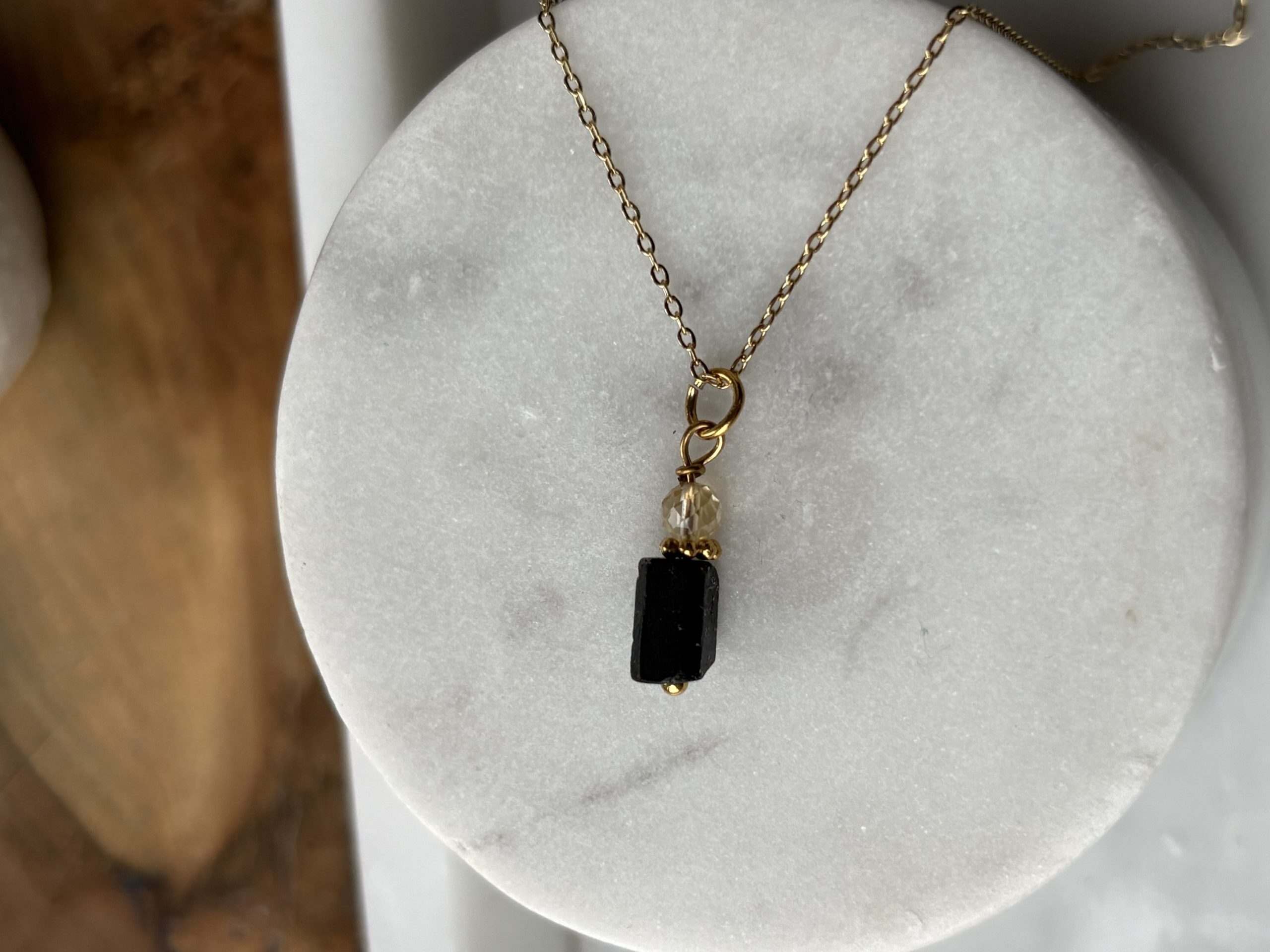 Amulet Raw Turmaline (na ochronę) - obrazek 4