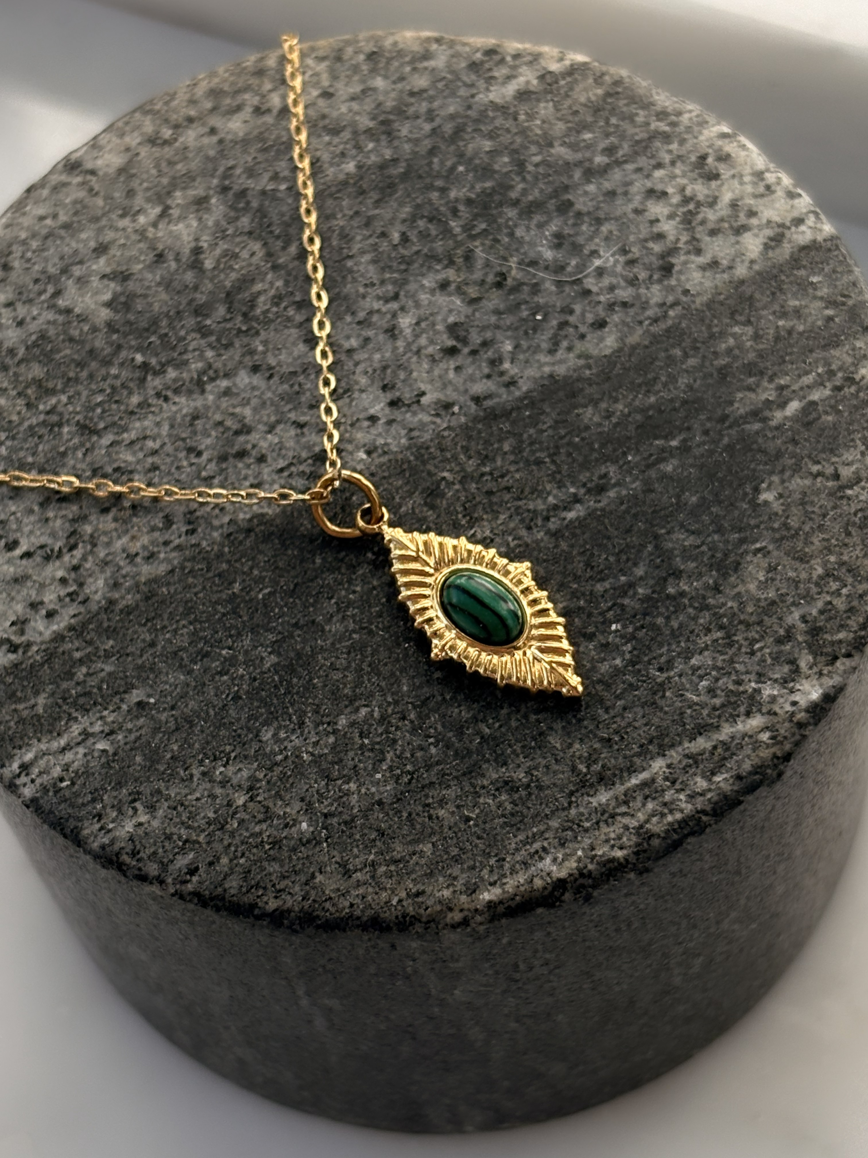 Amulet Malachit (na ochronę) - obrazek 3